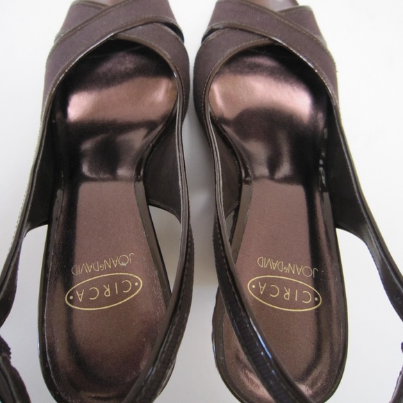 3/$27 Circa Joan & David Slingback Wedge Sandals - Picture 7 of 8